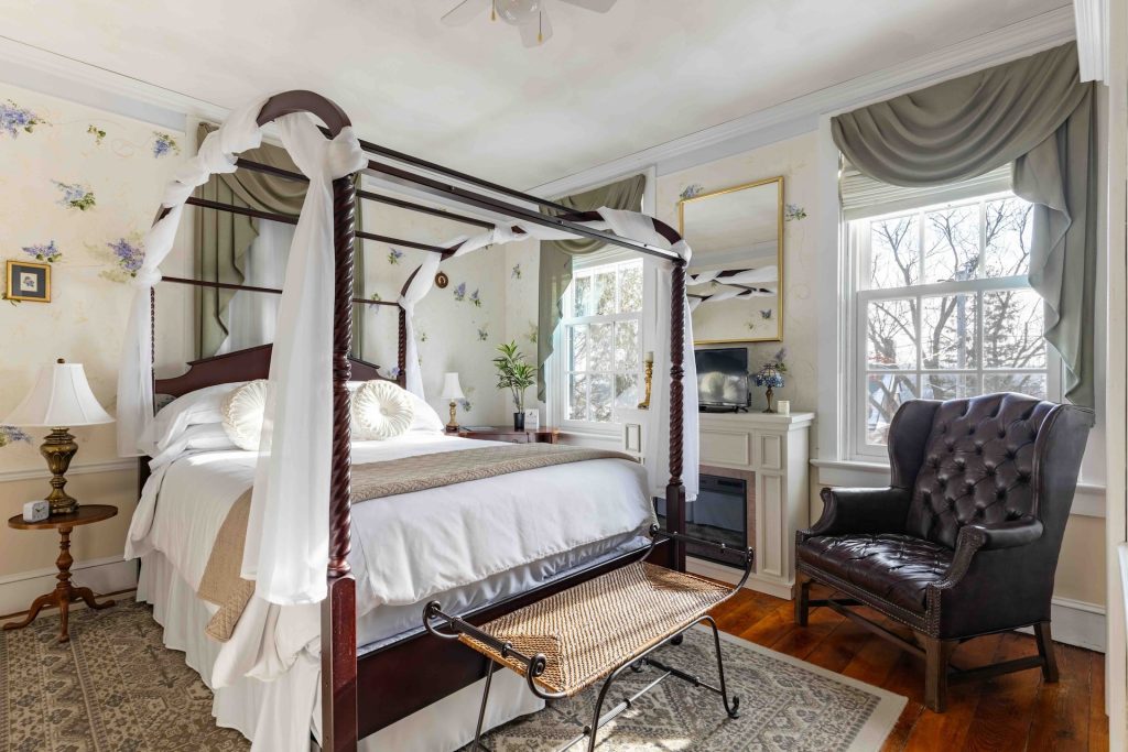 Suite Two of Miss Murphy's High Street Inn